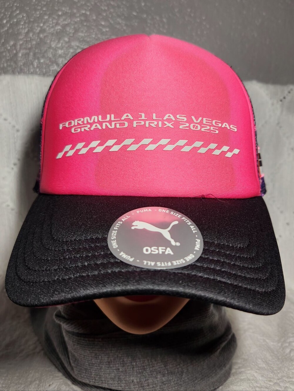 F-1 Vegas Trucker Hat Puma Black And Pink Formula F-1  Grand Prix 2025 Cap